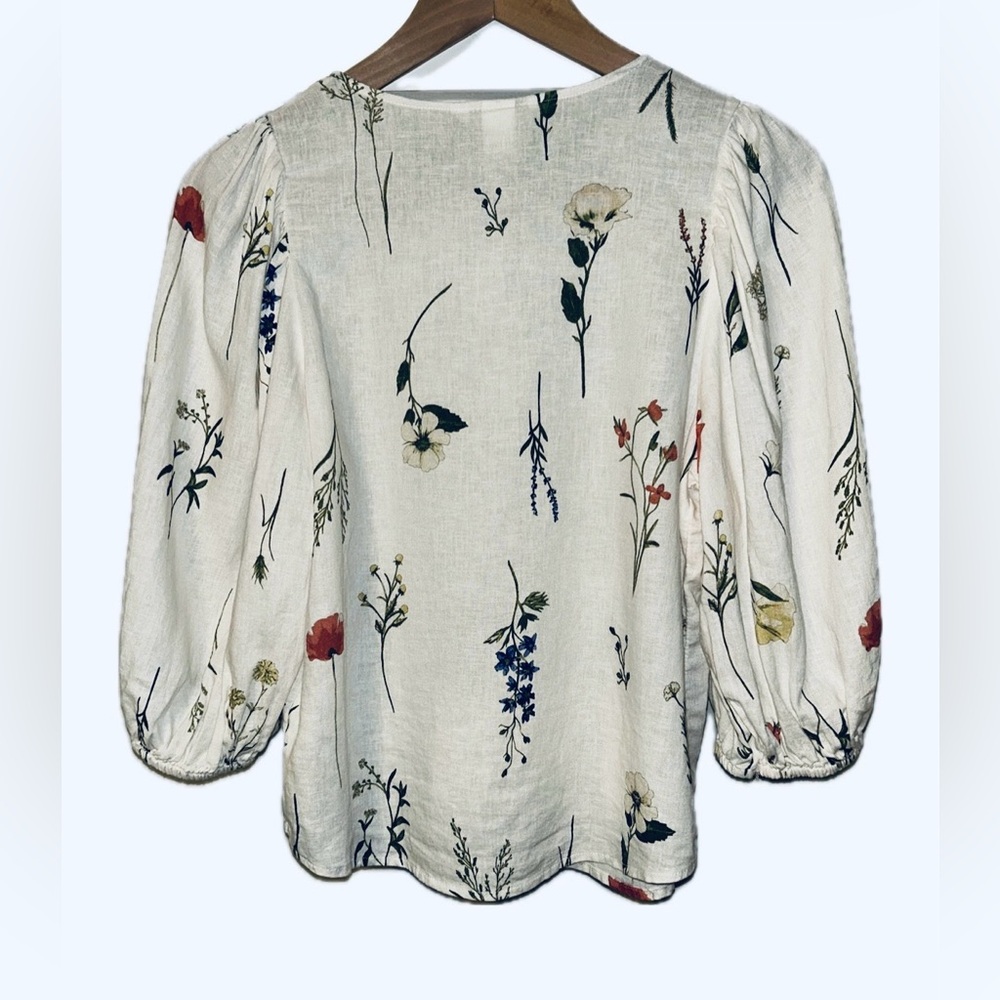 NWOT. H&M linen Blouse. Size XS. - Picture 5 of 10